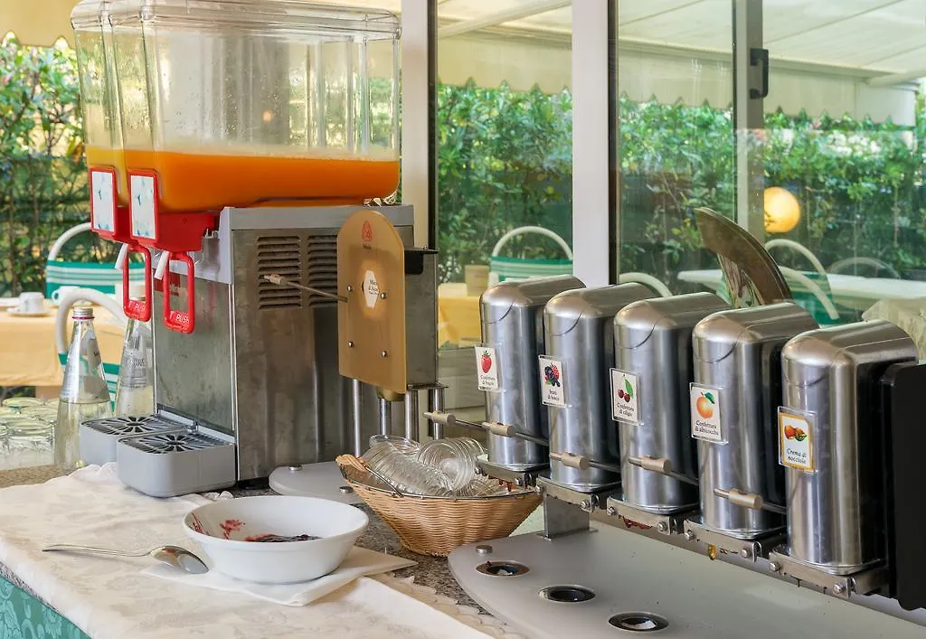 Hotel Verdemare Marina di Pietrasanta 4*,  Italy