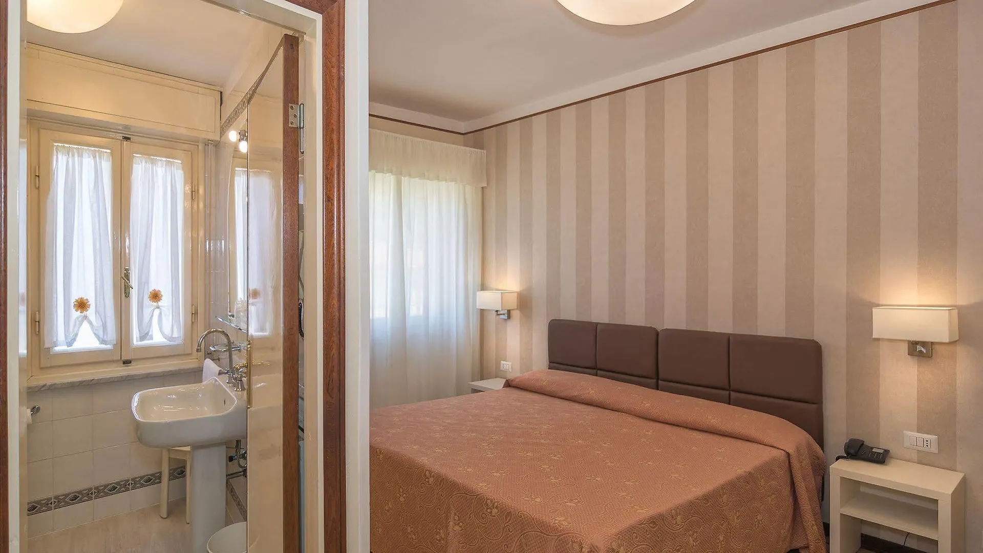 Hotel Verdemare Marina di Pietrasanta 4*,