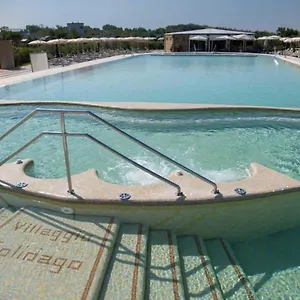 Solidago Aparthotel